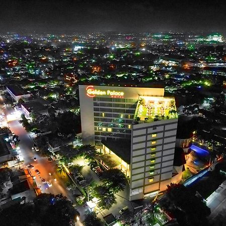 Golden Palace Hotel Lombok Mataram Esterno foto