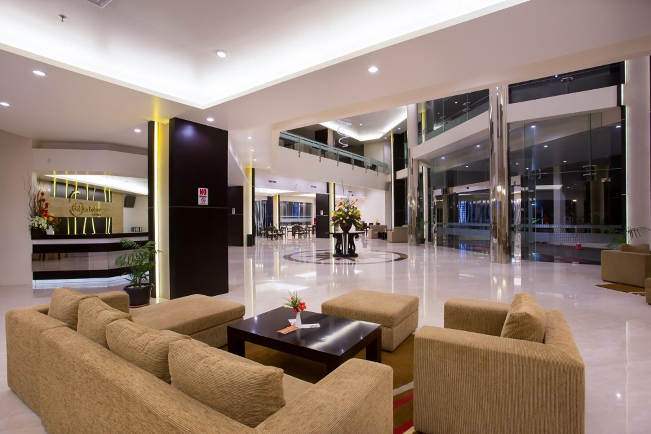 Golden Palace Hotel Lombok Mataram Esterno foto